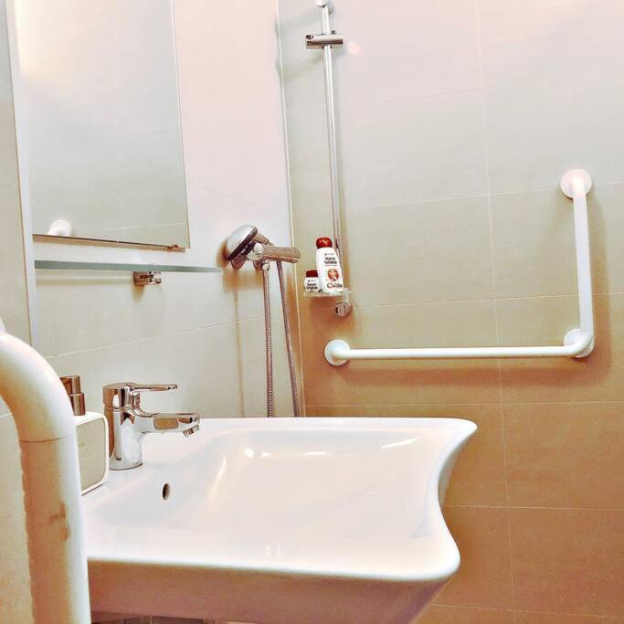 Modern New Danube Apartment, Perfect Location Wien Exterior foto