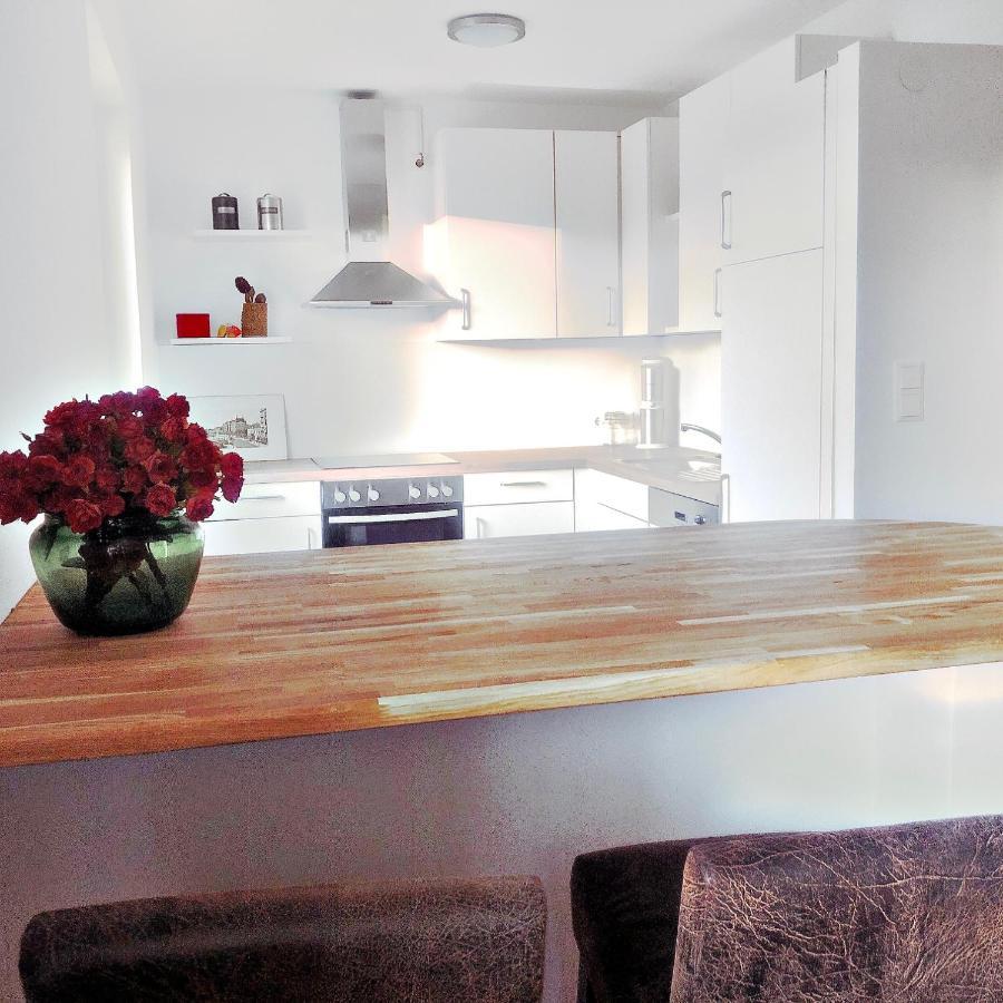Modern New Danube Apartment, Perfect Location Wien Exterior foto